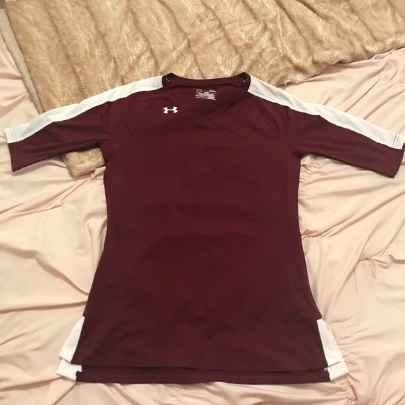 Under Armour Tops - Under Armour Athletic Top